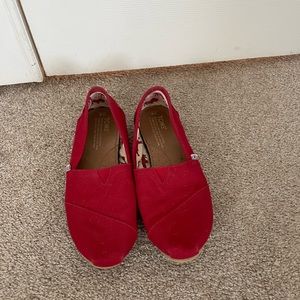 Red Toms. 8